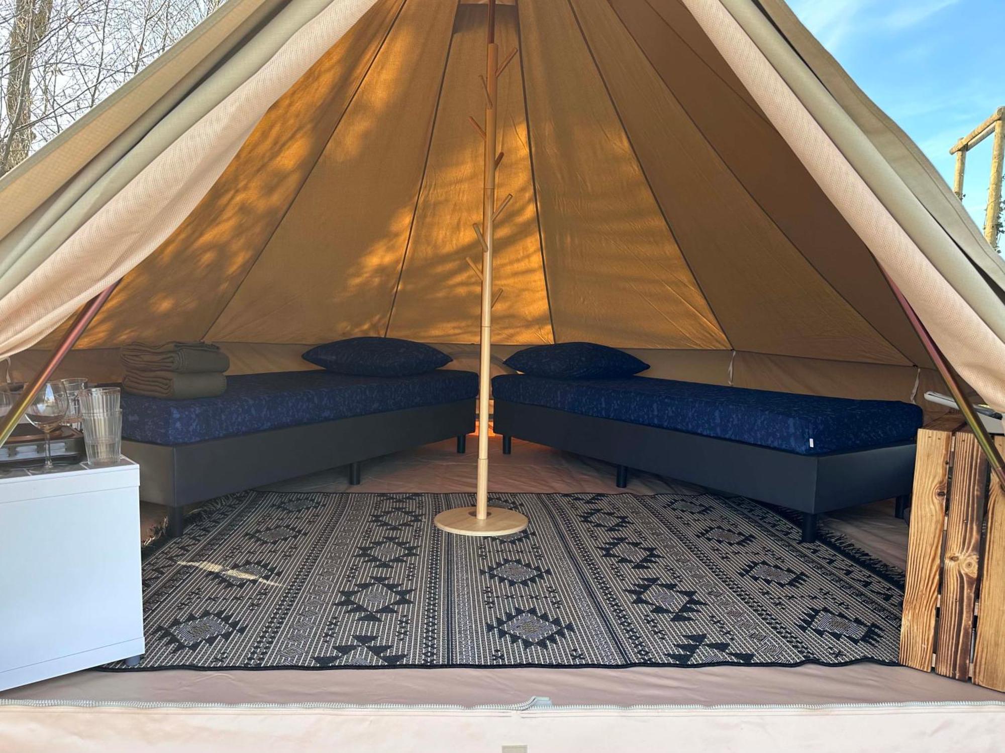 Bell Tent Warmond Esterno foto